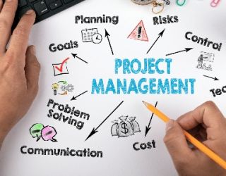Quản lý dự án phần mềm là gì? Quy trình thực hiện ra sao?